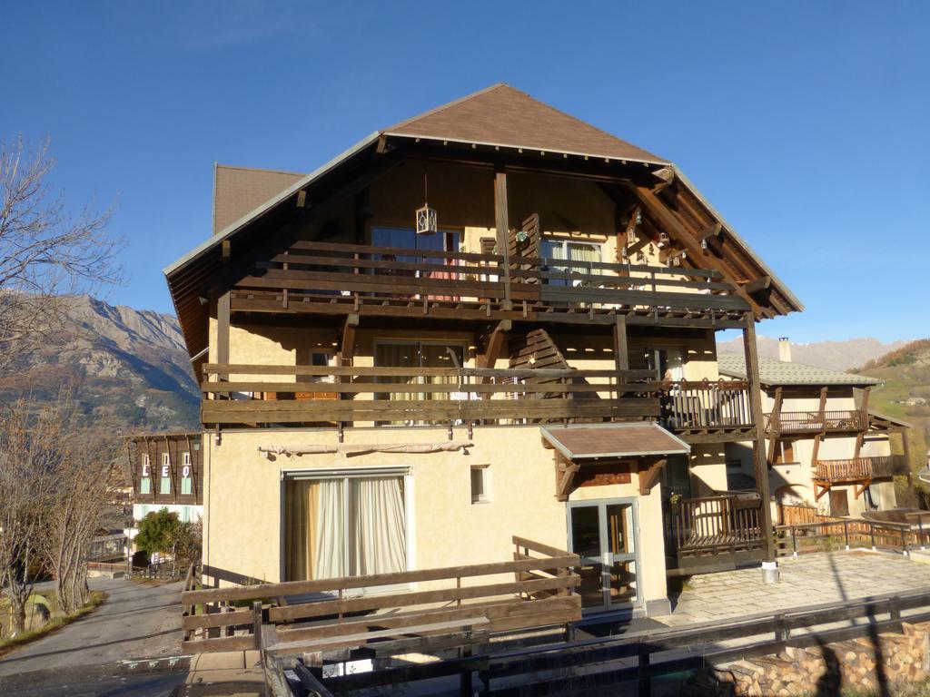 Residence De L'Alp Le Sauze Exterior photo